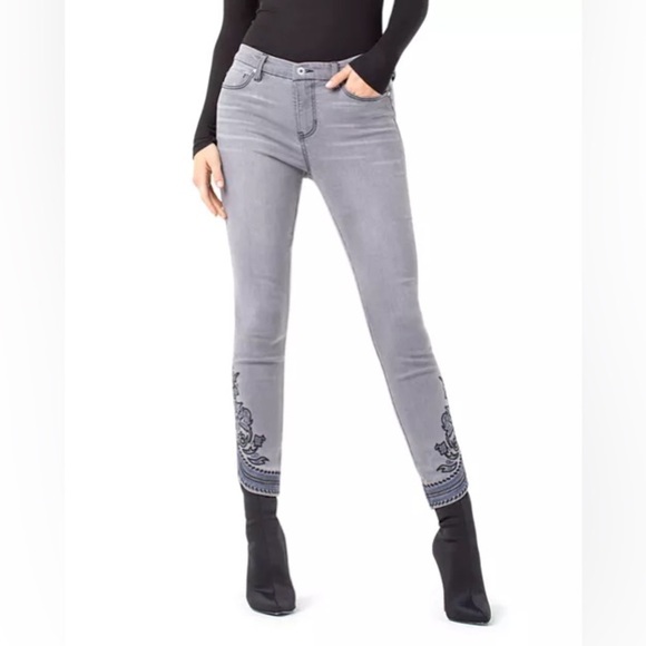 LVPL by Liverpool Kayden Embroidered Hem Ankle Jeans - Picture 1 of 7